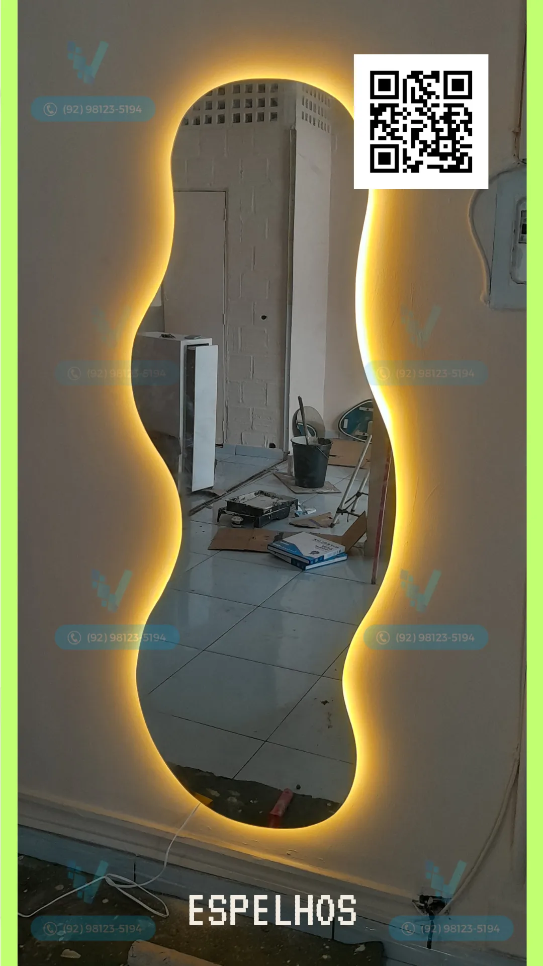Instalação de espelho orgânico com LED em parede em Manaus